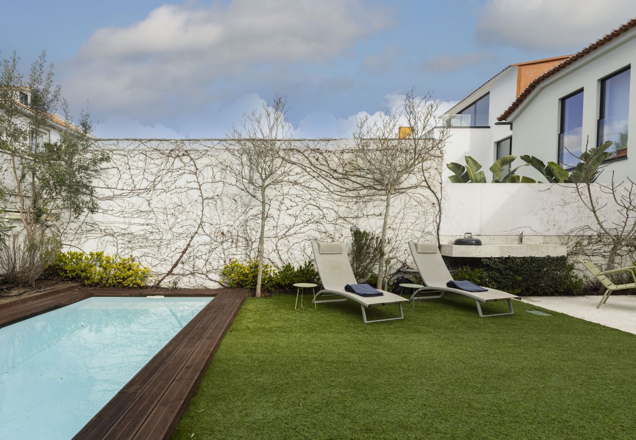 Villa in Lisbon - Restelo Oasis by Clama Restreats