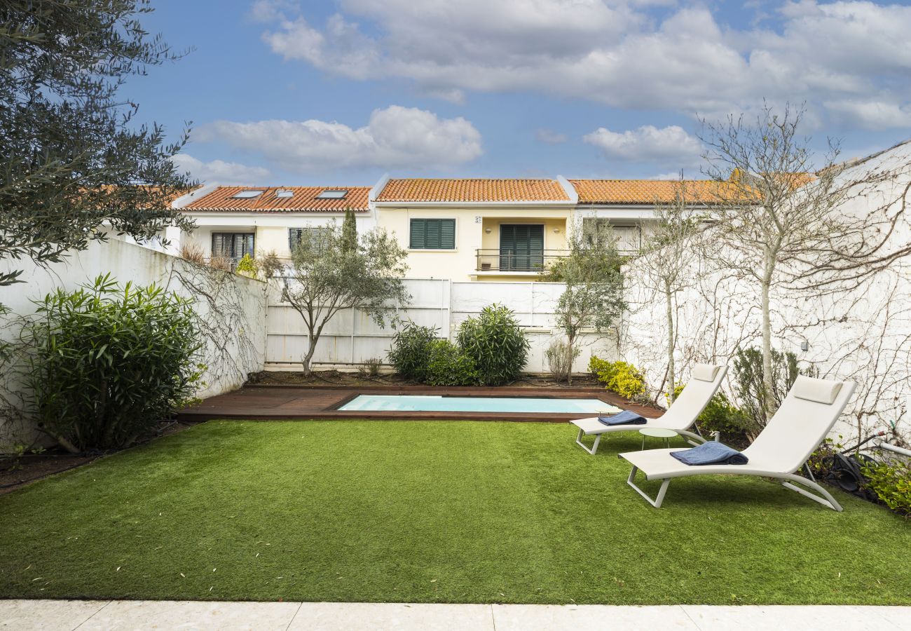 Villa in Lisbon - Restelo Oasis by Clama Restreats