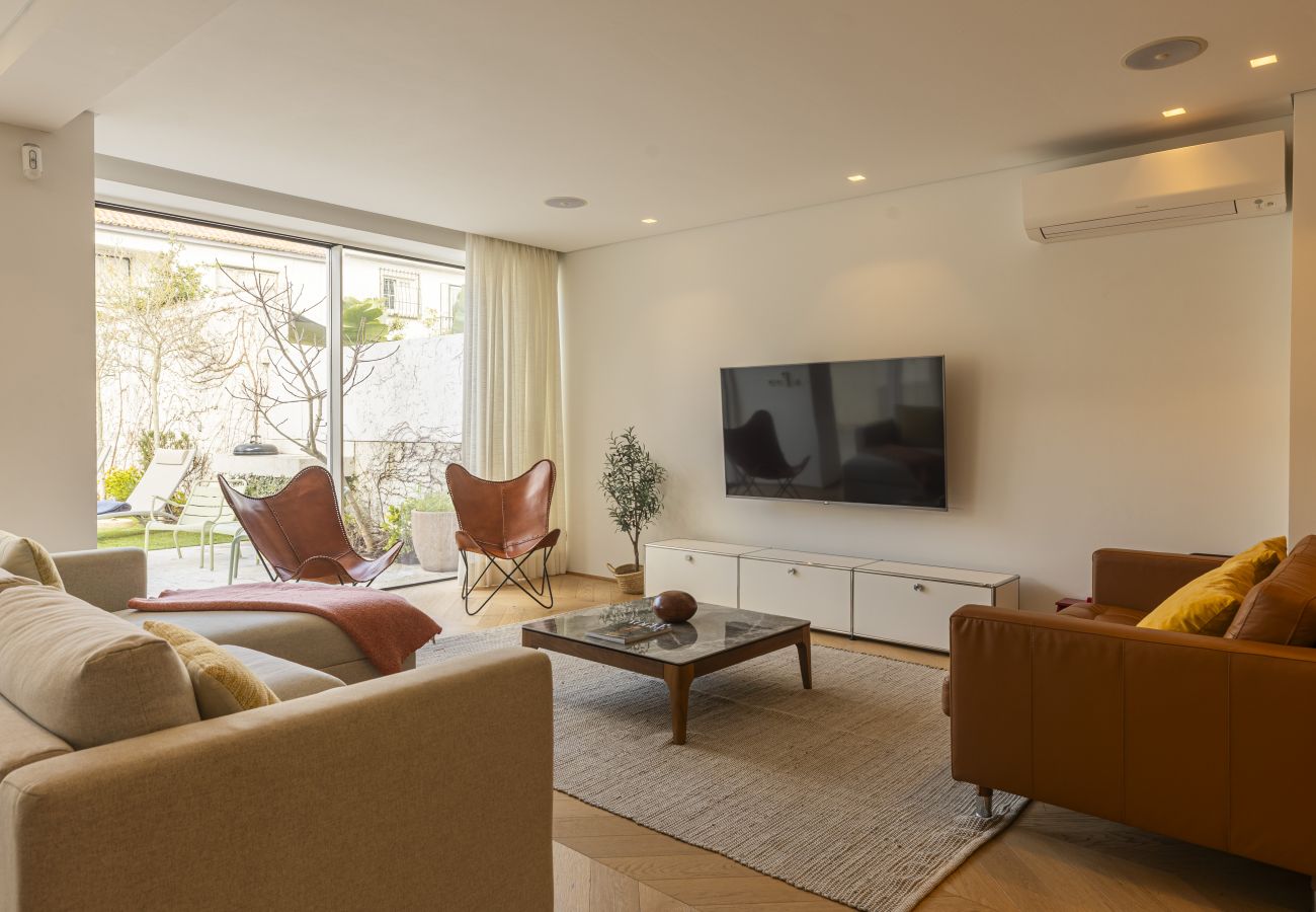 Villa in Lisbon - Restelo Oasis by Clama Restreats