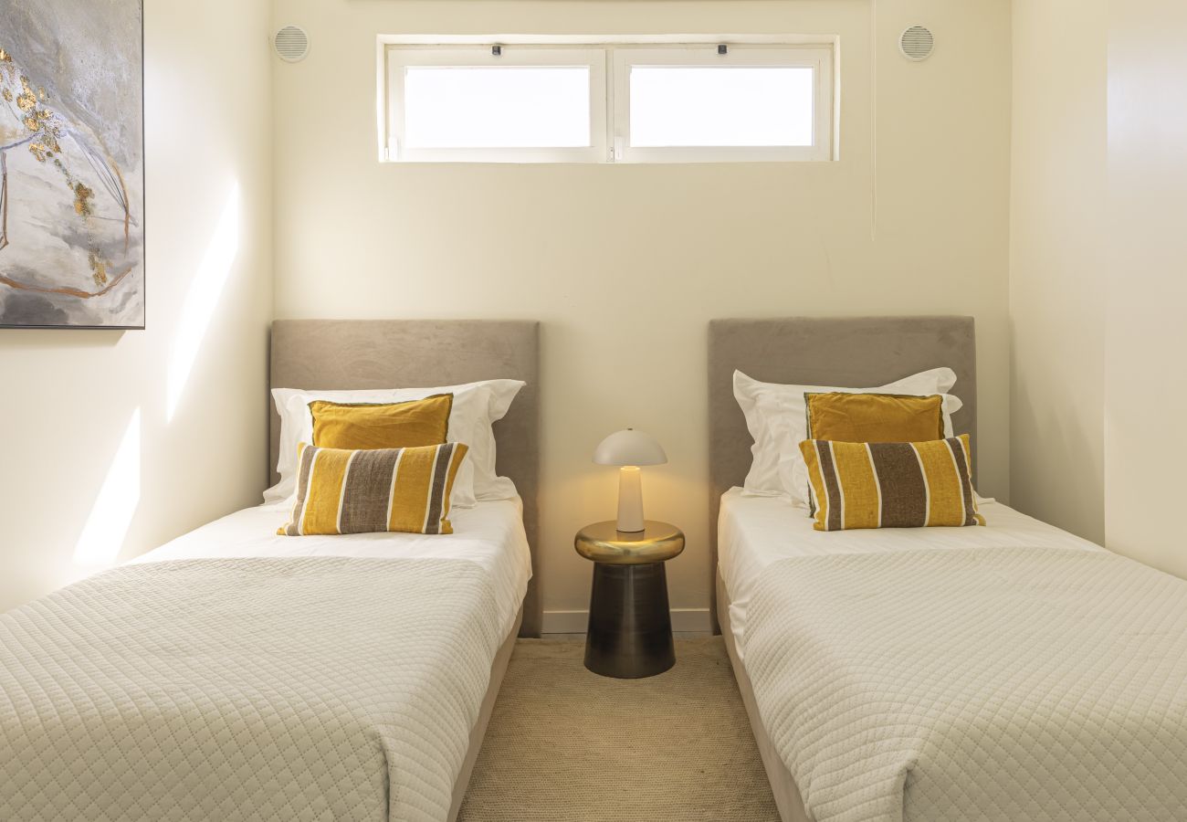 Villa in Alcabideche - Biscaia Blue Horizon by Clama Retreats