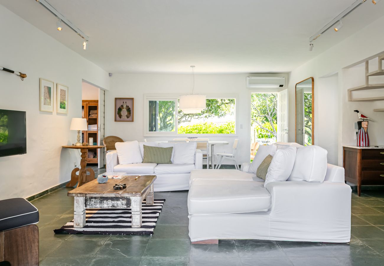 House in Florianópolis - Florianópolis Seaside Hideaway