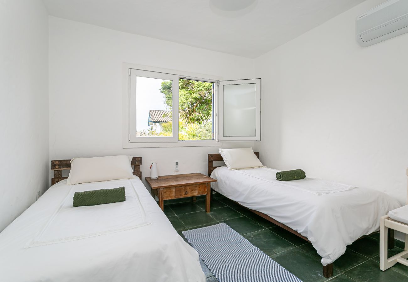 House in Florianópolis - Florianópolis Seaside Hideaway