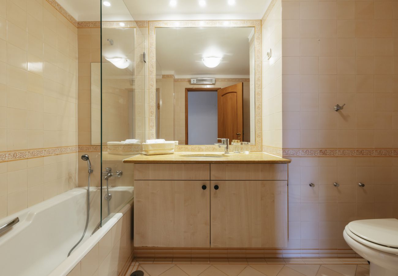 Apartment in Cascais - Cascais Golden Horizon