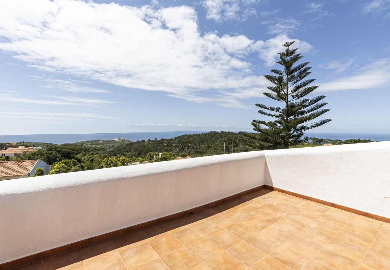 House in Colares - The Ocean Light House by Clama Retreats